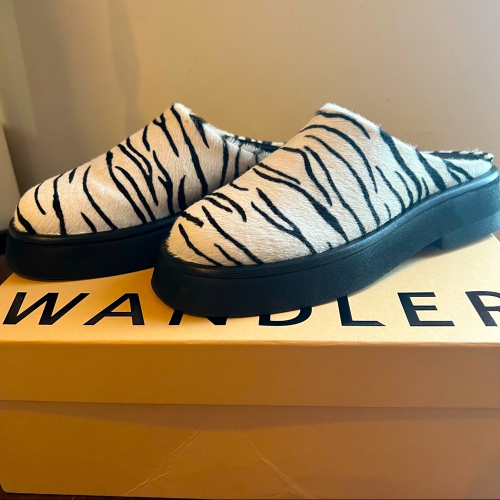 Wandler Rosa Slide in Zebra